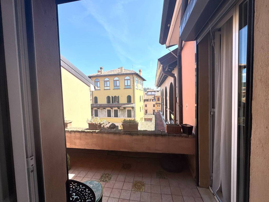 appartamento in affitto a Verona