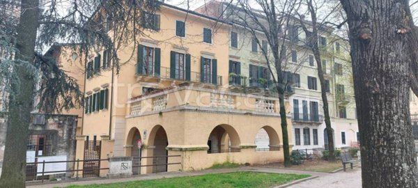 appartamento in affitto a Verona in zona Centro Storico