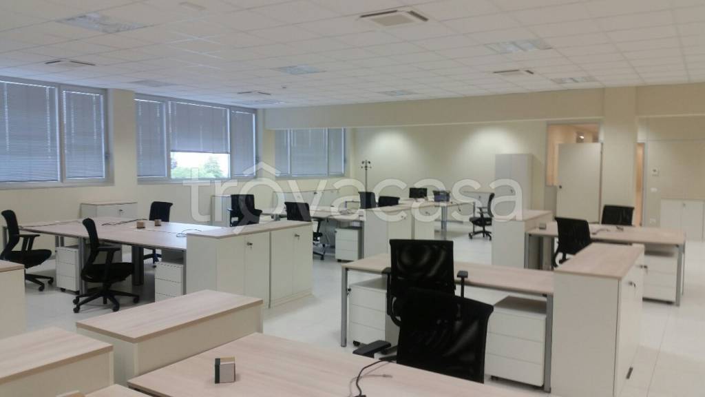 ufficio in affitto a Verona in zona Borgo Roma