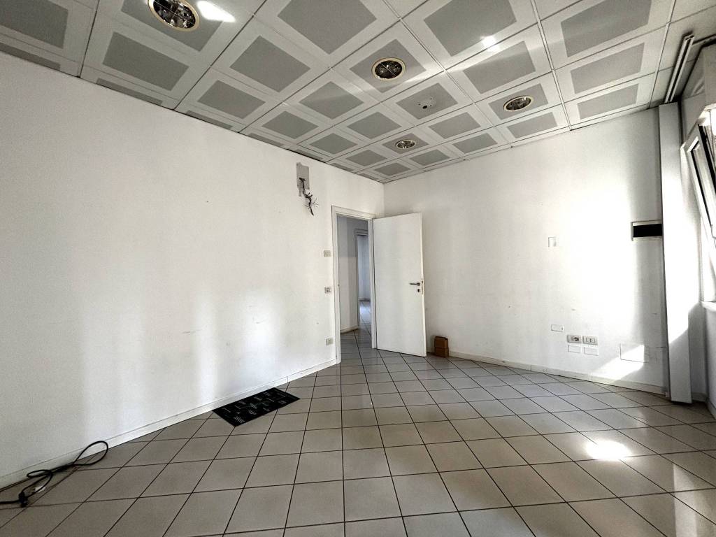 ufficio in affitto a Verona in zona Borgo Milano