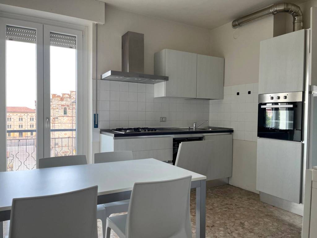 appartamento in affitto a Verona in zona Veronetta