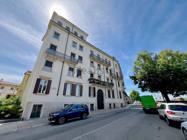 appartamento in affitto a Verona in zona Veronetta