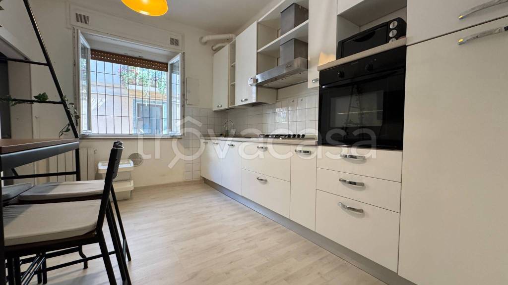 appartamento in affitto a Verona in zona Valdonega