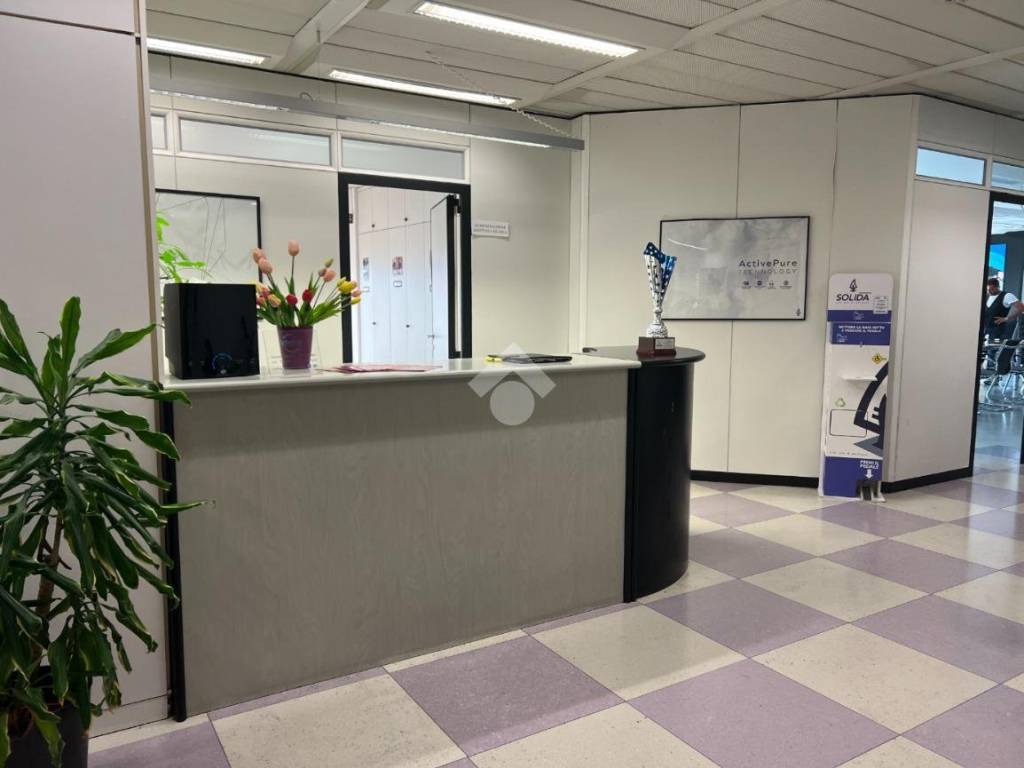 ufficio in affitto a Verona in zona Golosine