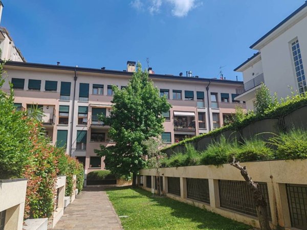 appartamento in affitto a Verona in zona Valdonega