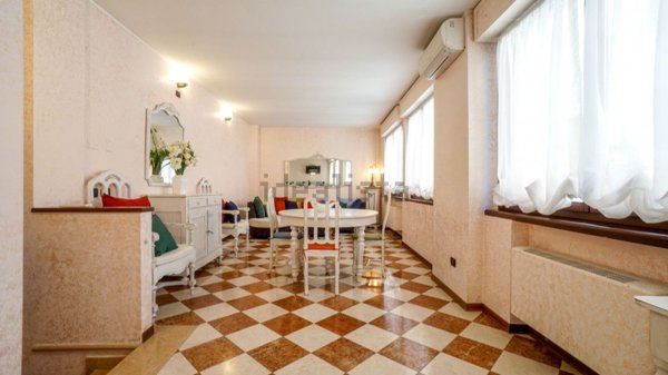 appartamento in affitto a Verona in zona Cittadella