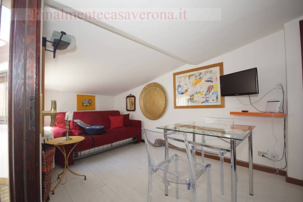 appartamento in affitto a Verona in zona Centro Storico