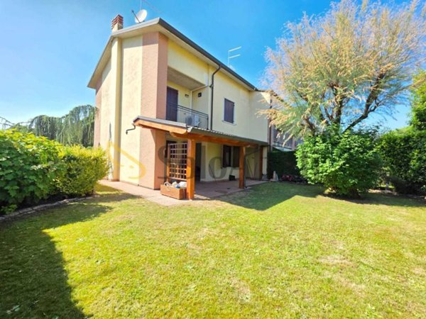 casa indipendente in affitto a Verona in zona Santa Lucia
