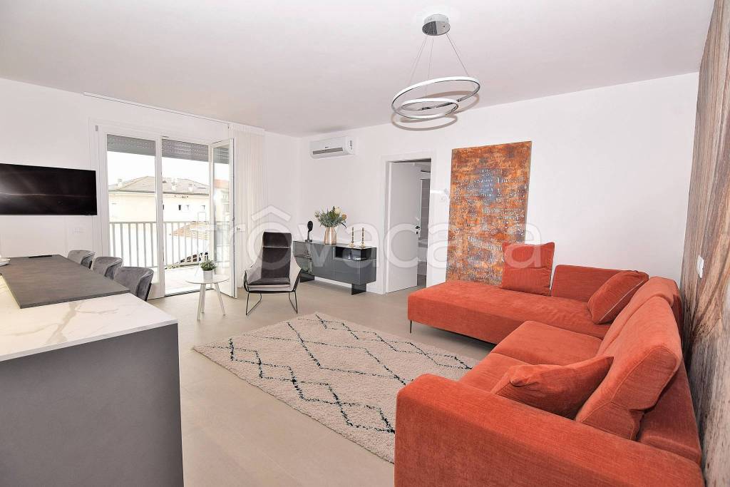 appartamento in affitto a Verona in zona Borgo Roma