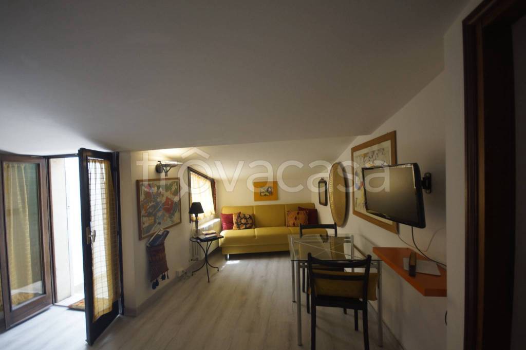 appartamento in affitto a Verona in zona Centro Storico