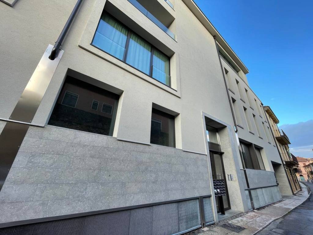 appartamento in affitto a Verona in zona Cittadella