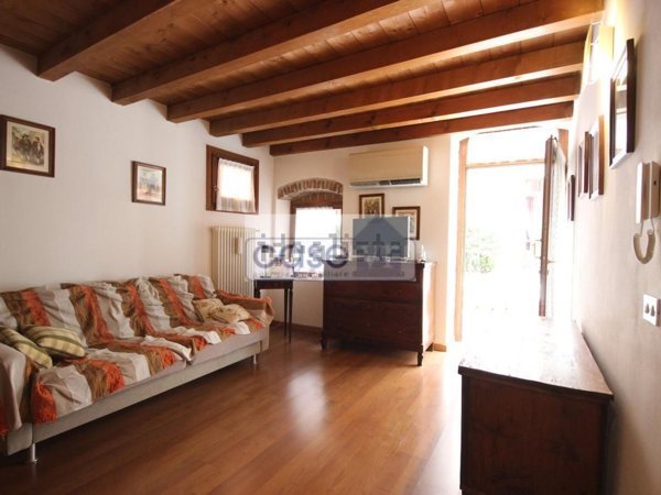 appartamento in affitto a Verona in zona Centro Storico