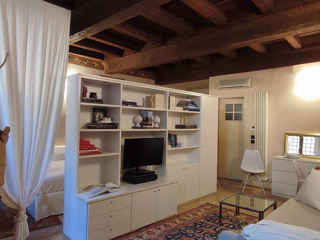 appartamento in affitto a Verona