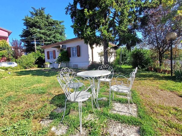 casa indipendente in affitto a Verona in zona San Massimo all'Adige