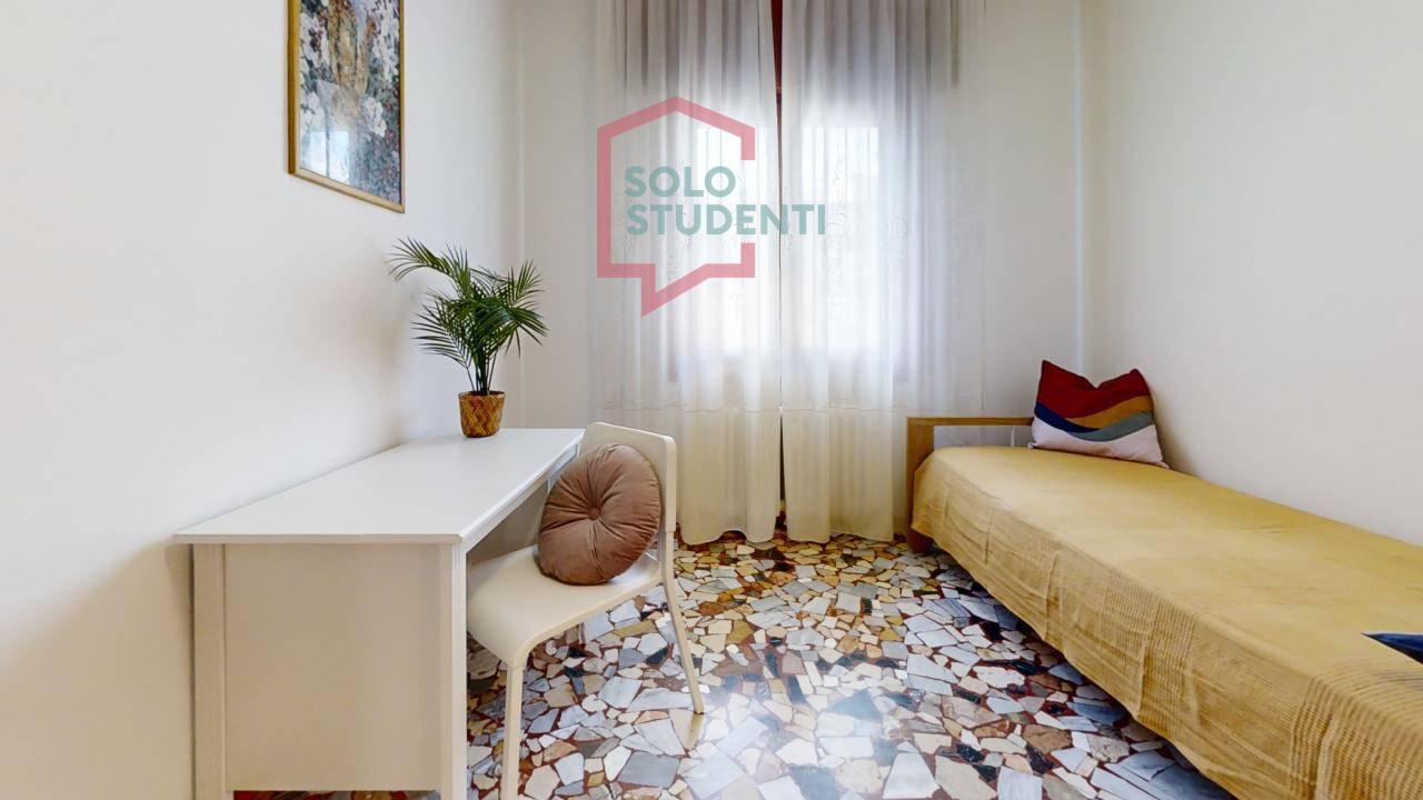 negozio in affitto a Verona