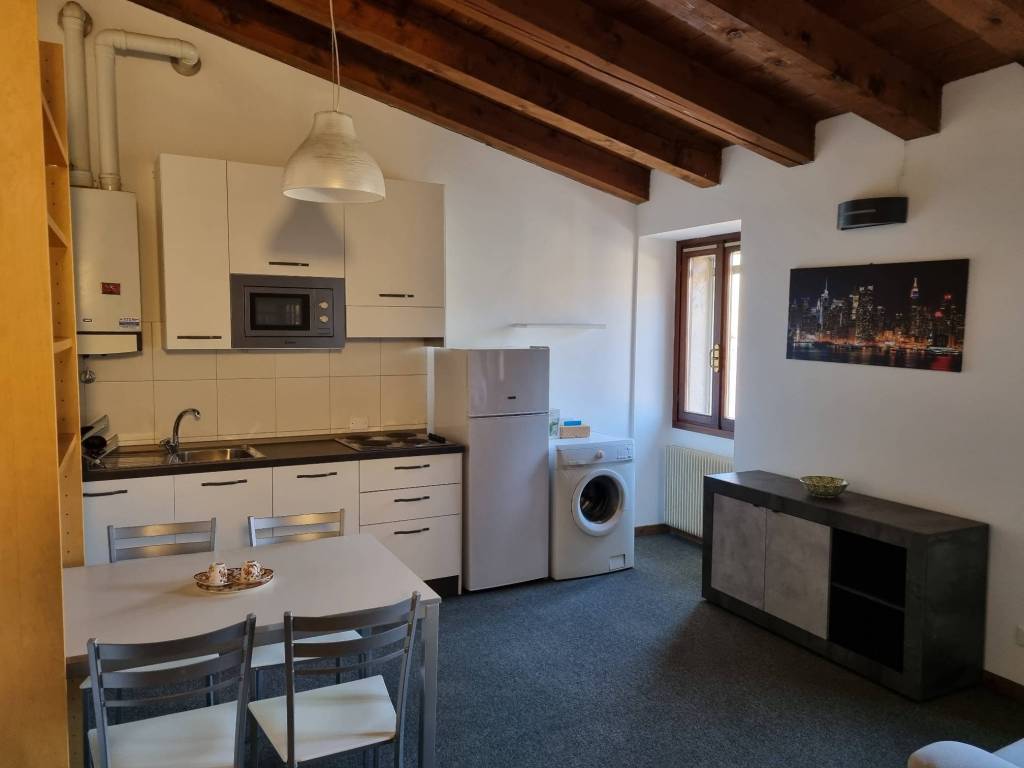 appartamento in affitto a Verona