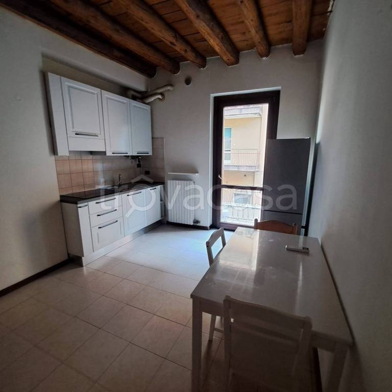 appartamento in affitto a Verona in zona Borgo Roma