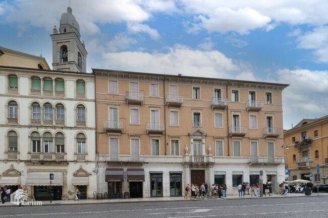 appartamento in affitto a Verona in zona Centro Storico