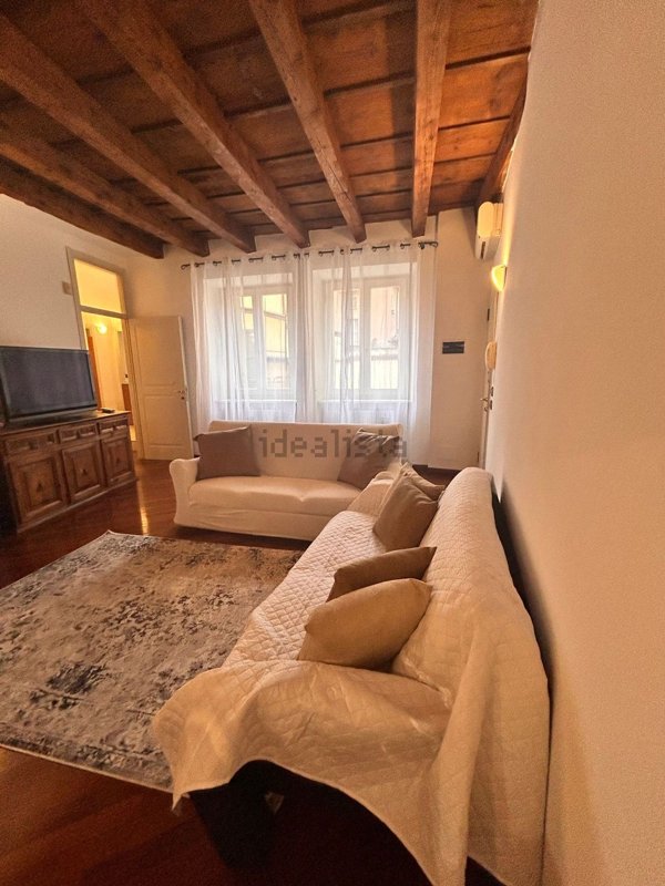 appartamento in affitto a Verona in zona Centro Storico