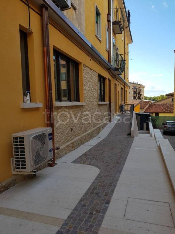 appartamento in affitto a Verona in zona Borgo Venezia / Borgo Trieste