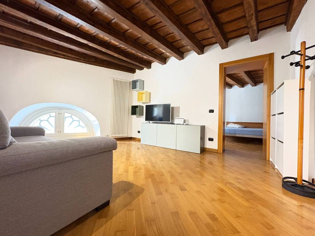 appartamento in affitto a Verona