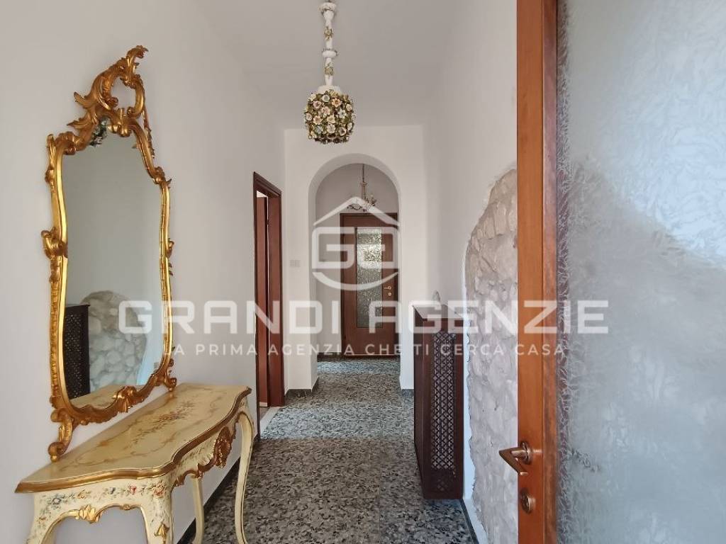 appartamento in affitto a Verona in zona Avesa