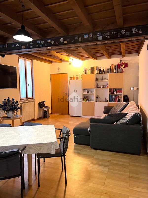 appartamento in affitto a Verona in zona Centro Storico