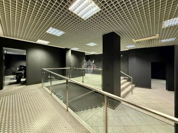 negozio in affitto a Verona in zona Centro Storico