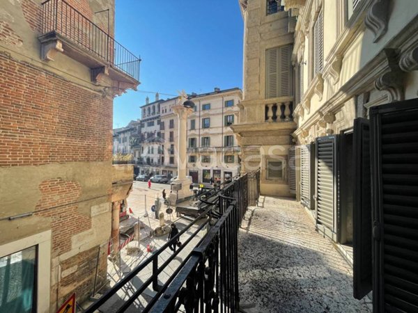 appartamento in affitto a Verona in zona Centro Storico