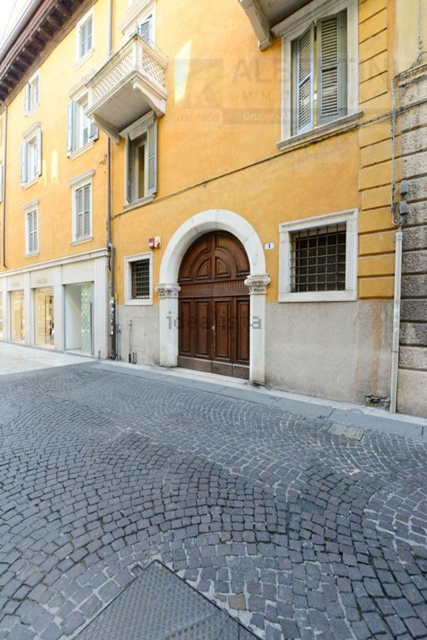 appartamento in affitto a Verona in zona Centro Storico