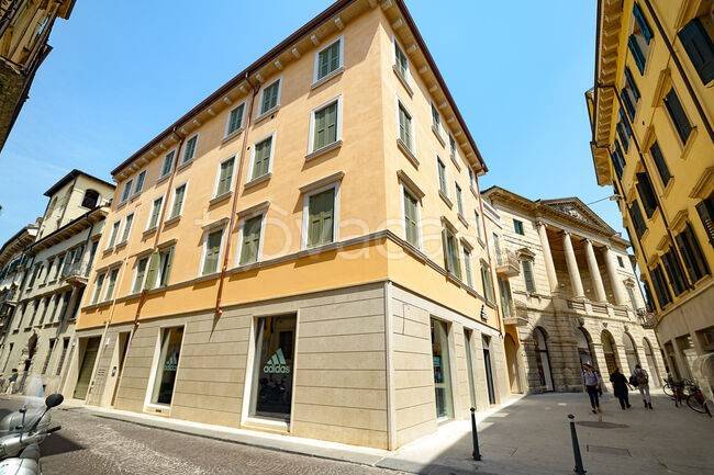appartamento in affitto a Verona in zona Centro Storico