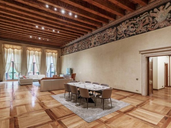 appartamento in affitto a Verona in zona Centro Storico