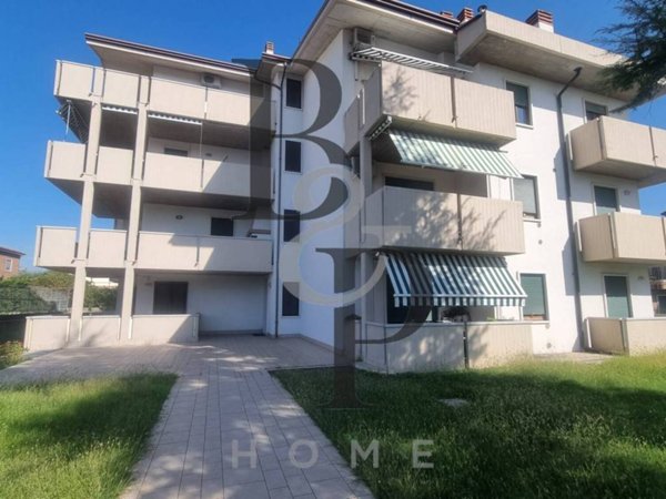 appartamento in affitto a Verona in zona Cadidavid