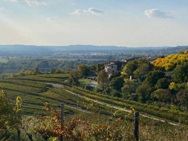 appartamento in affitto a Verona in zona Parona di Valpolicella