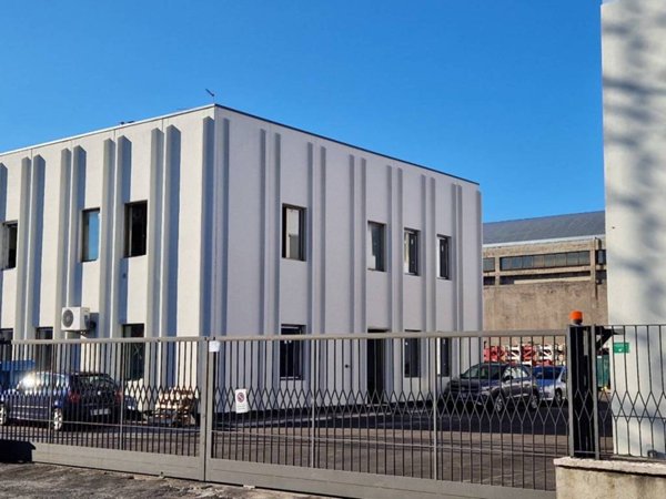 ufficio in affitto a Verona in zona Golosine