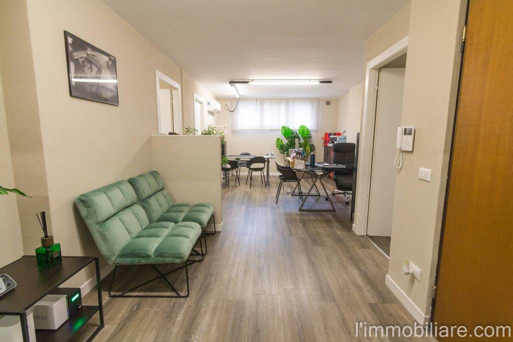 ufficio in affitto a Verona in zona Porto Crencano