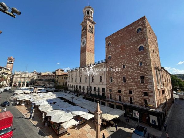 appartamento in affitto a Verona in zona Centro Storico