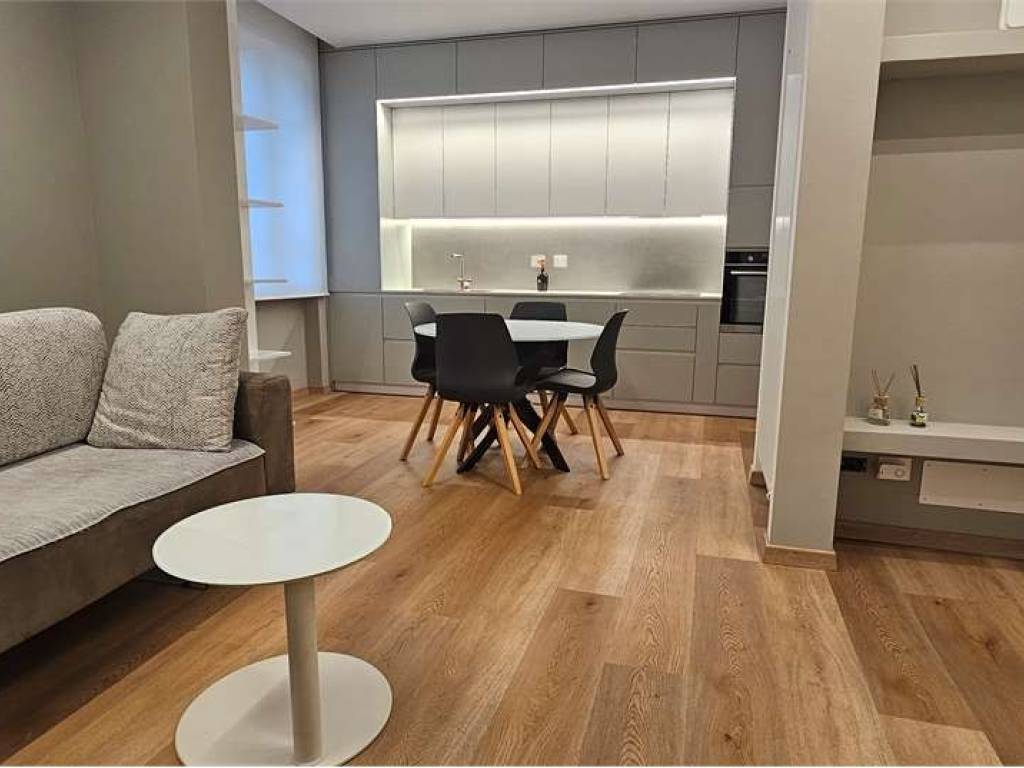 appartamento in affitto a Verona in zona Centro Storico