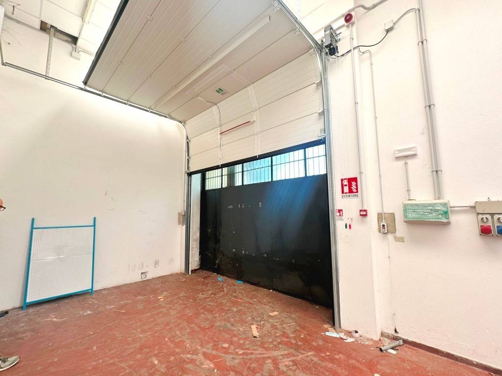 locale commerciale in affitto a Verona in zona Golosine