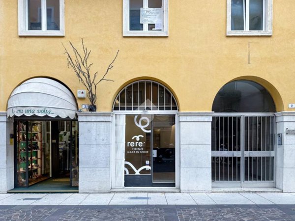 negozio in affitto a Verona in zona Centro Storico