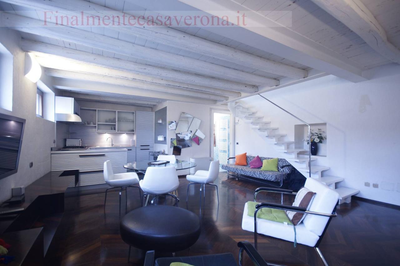 appartamento in affitto a Verona in zona Centro Storico