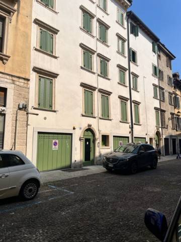 appartamento in affitto a Verona in zona Centro Storico