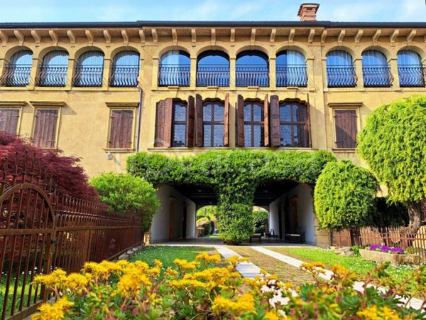 appartamento in affitto a Verona in zona Centro Storico