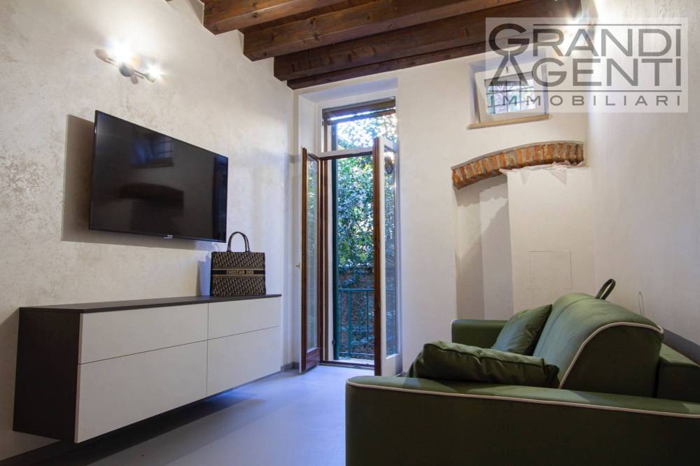 appartamento in affitto a Verona in zona Centro Storico