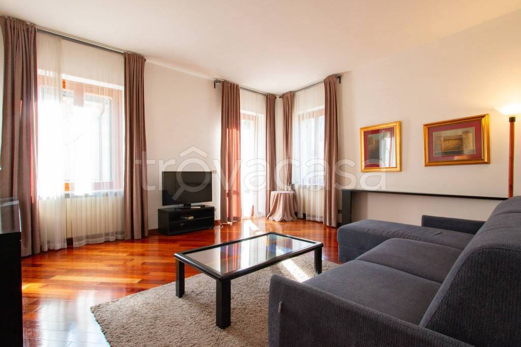 appartamento in affitto a Verona in zona Centro Storico