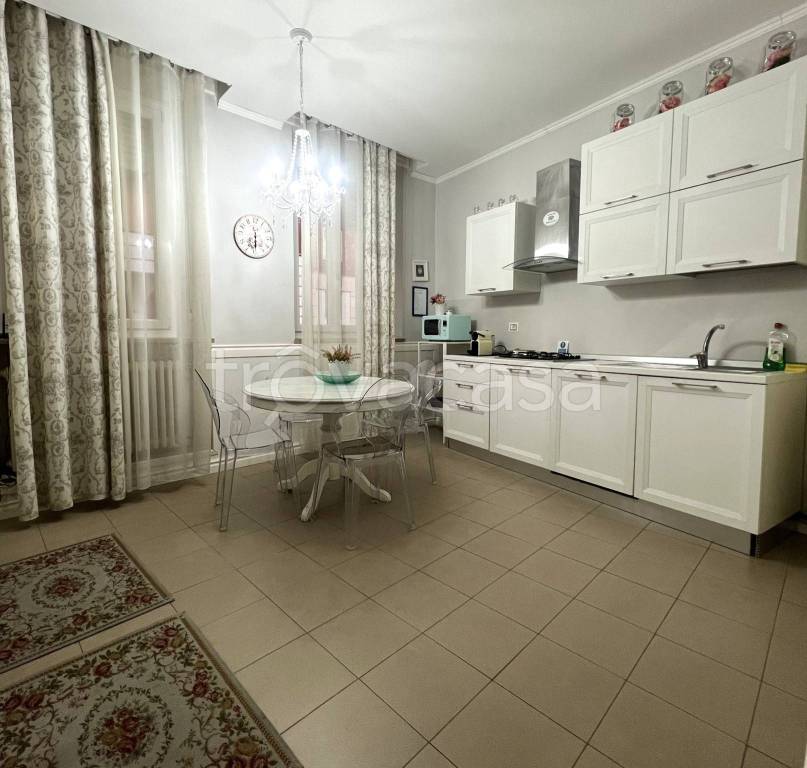 appartamento in affitto a Verona in zona Centro Storico