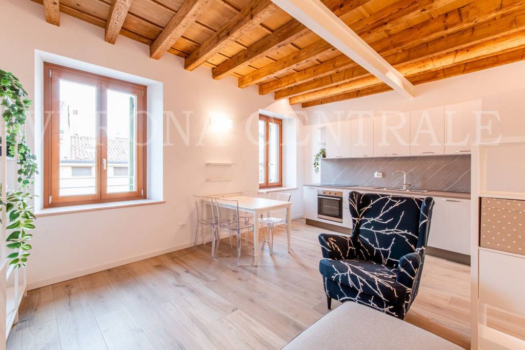 appartamento in affitto a Verona in zona Veronetta