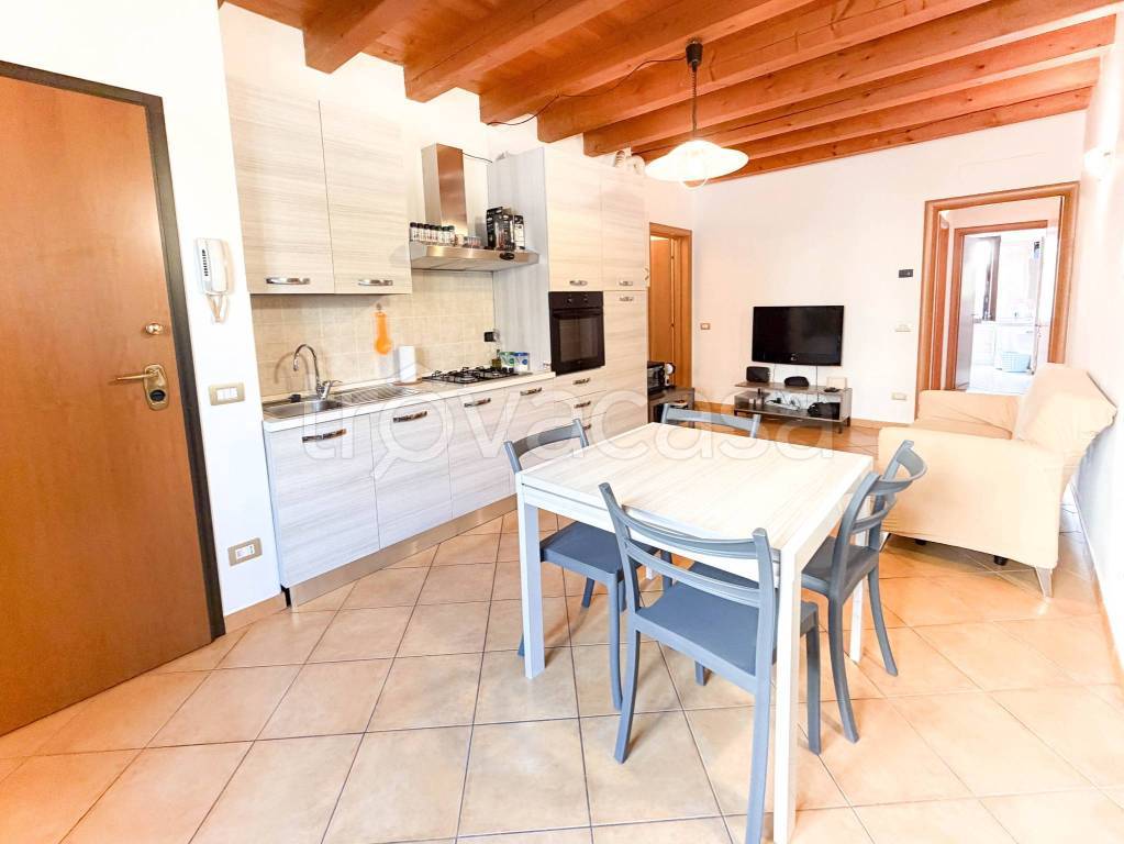 appartamento in affitto a Verona in zona San Michele Extra