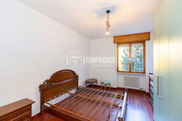 negozio in affitto a Verona in zona Saval