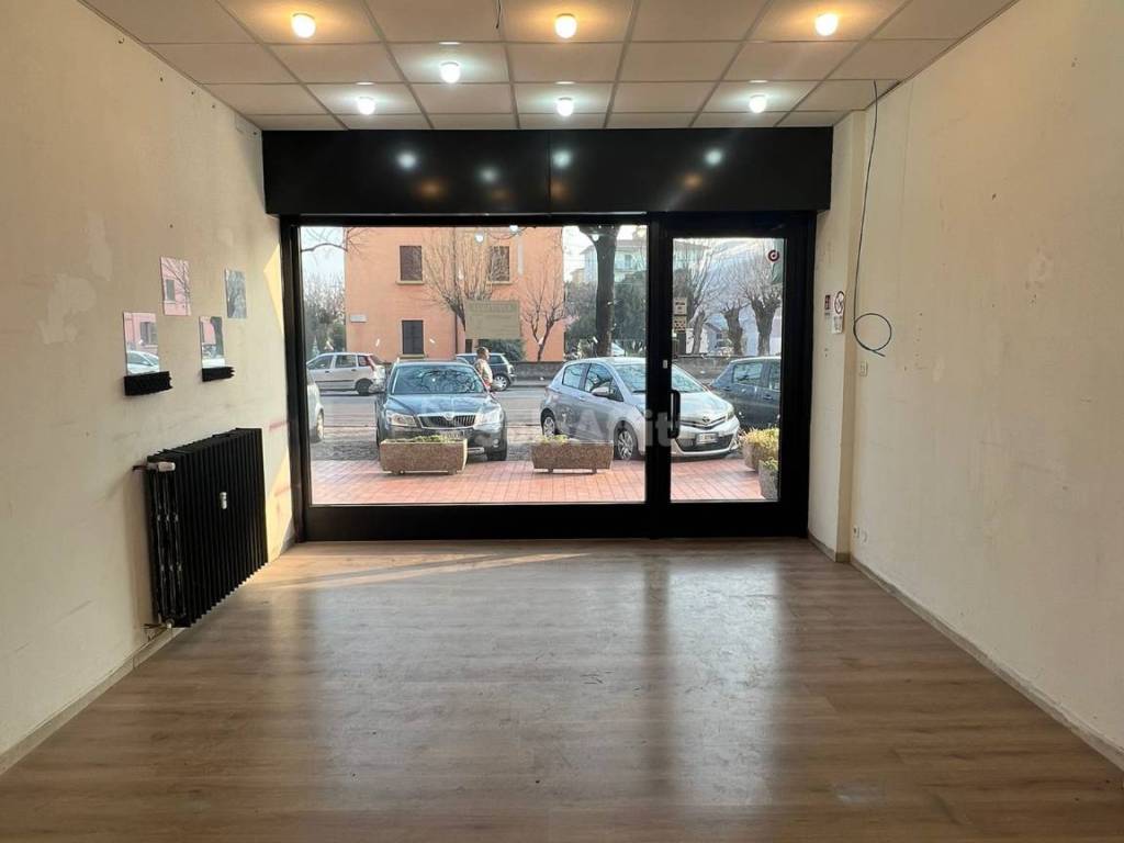 negozio in affitto a Verona in zona San Pancrazio